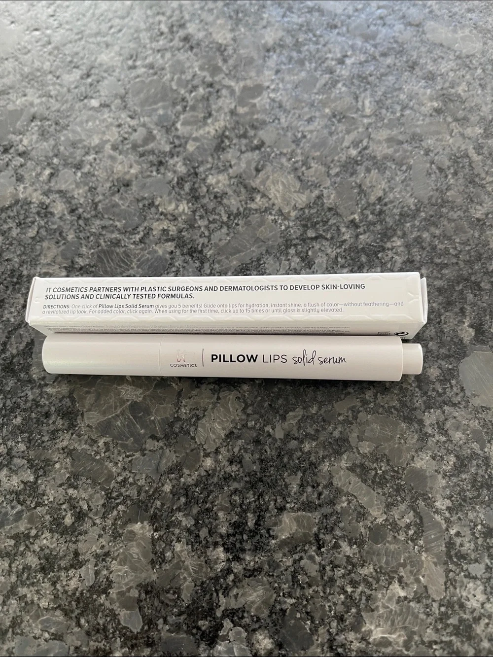 IT Cosmetics Pillow Lips Solid Serum 5 in 1 Tinted Gloss in Marvelous